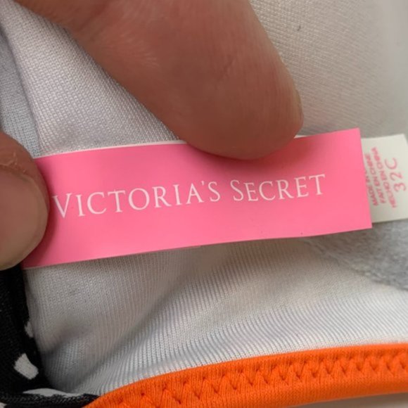 Victoria's Secret Black & White Dotted The Getaway Halter Bikini Top - Picture 5 of 7